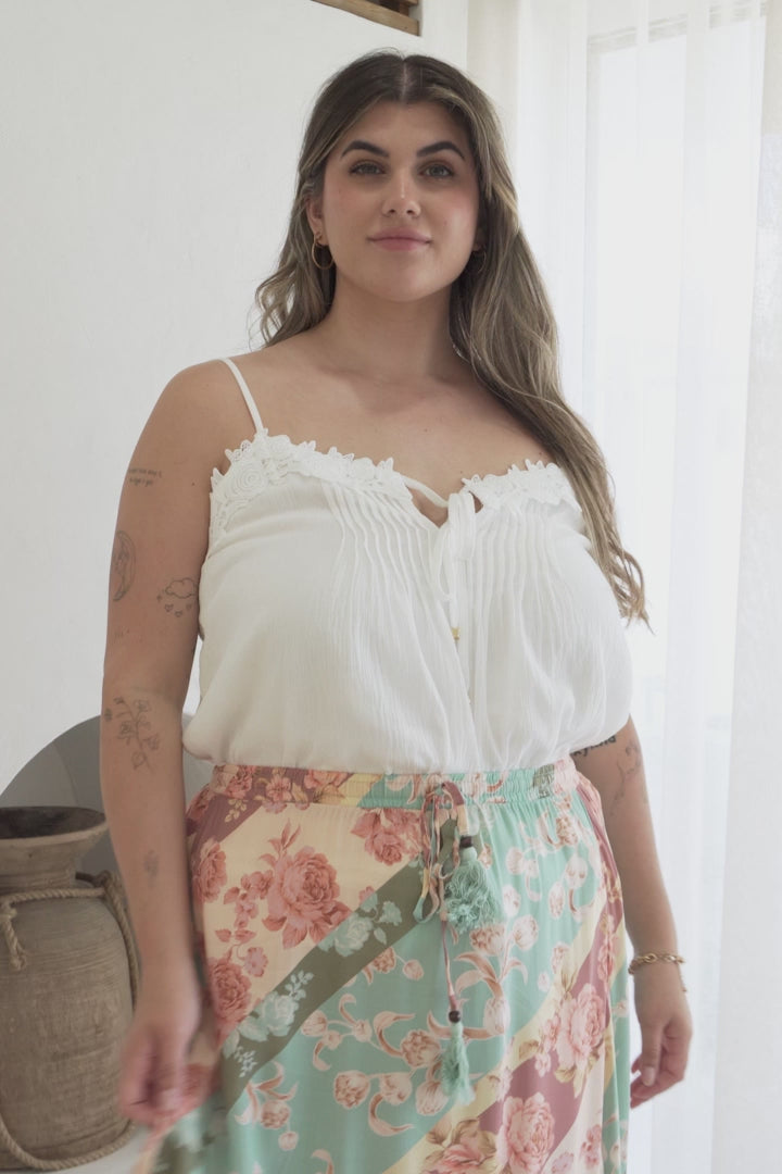 Hellen Maxi Skirt - High Waisted Skirt with Front Splits in Clavelle Print
