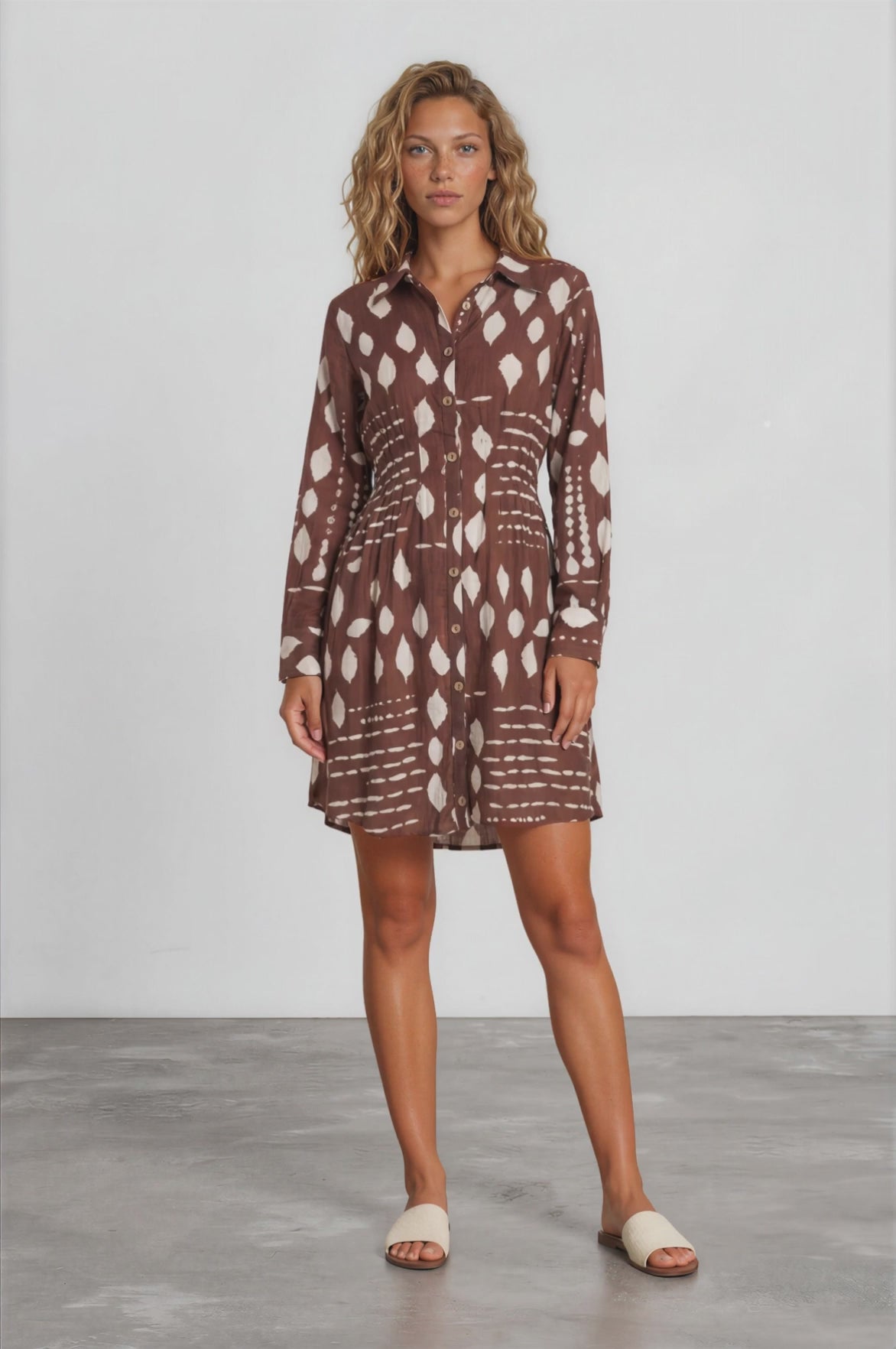 Hannah Mini Dress - Collared Dress with Long Sleeves in Barna Print