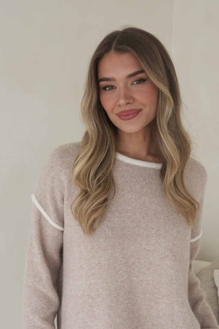 Dean Jumper - Crew Neck Contrast Trim Step Hem Knit in Latte