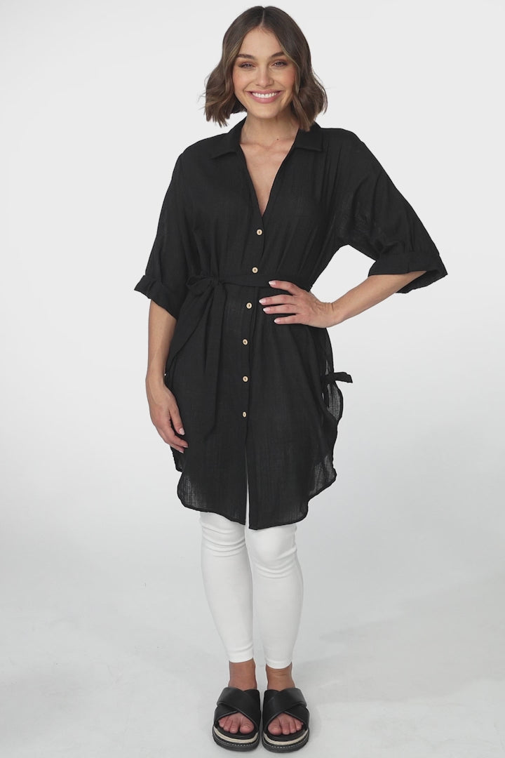 Rylee Tunic - Long Line Button Down Tunic in Black