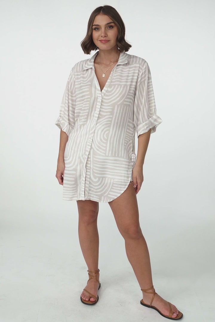 Beachly Shirt - Folded Collar Button Down Relaxed Shirt in Hansel Print