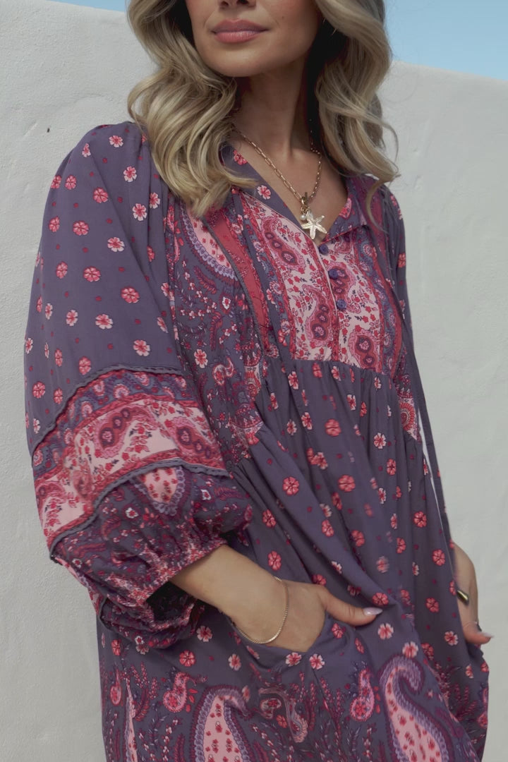 JAASE - Adela Mini Dress: Oversized Smock Dress with Batwing Sleeves in Dancing Daisy Print