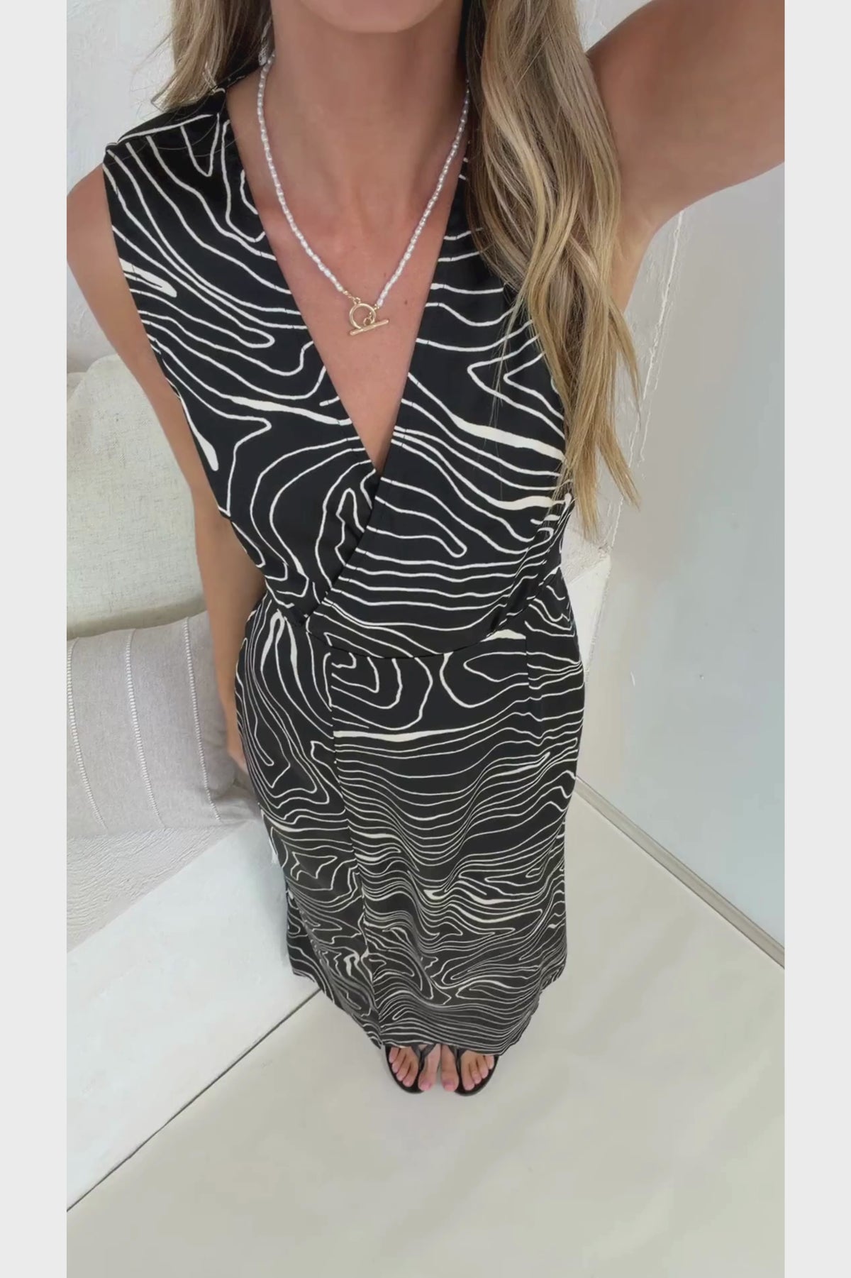 Scarlet Midi Dress - Cross Bodice V Neck A Line Dress with Waist Tie in Morgan Print