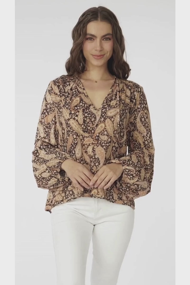 Albany Top - Pleating Details Pull Over Top With Long Balloon Sleeves In Chana Print