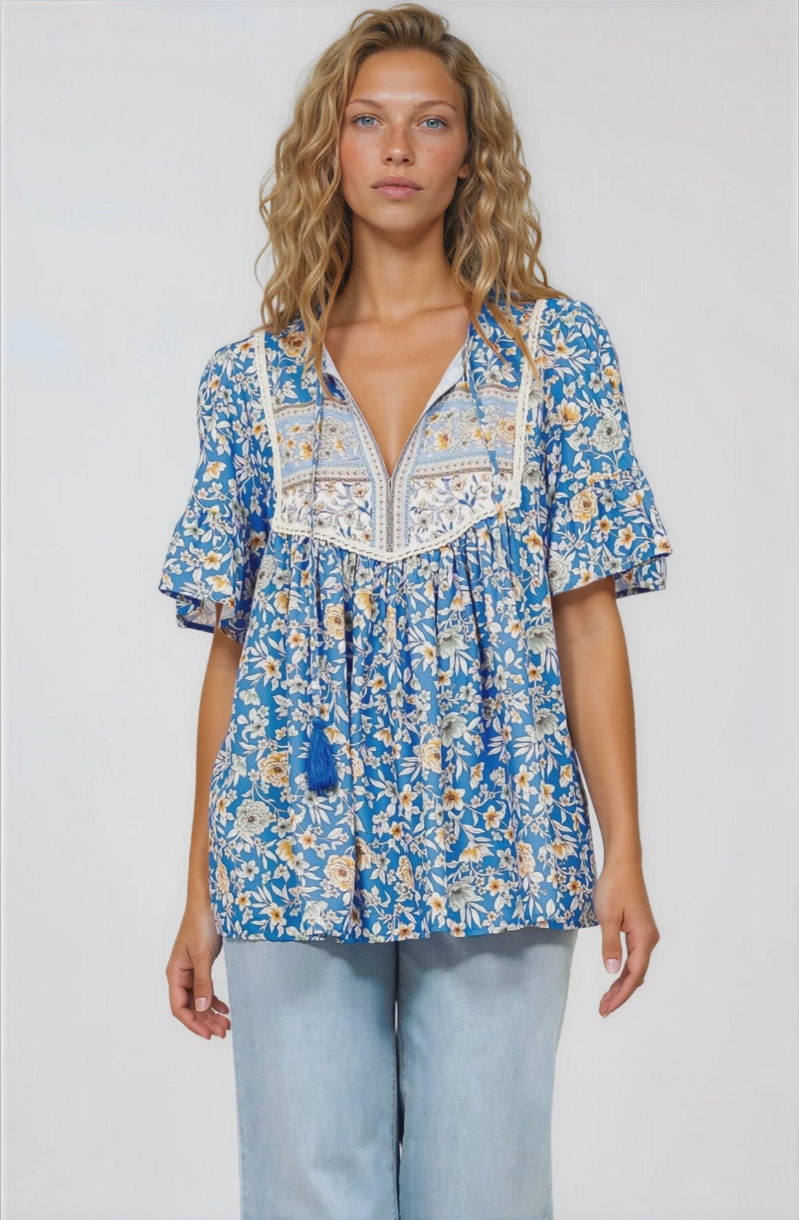 Dove Top - Relaxed Yoke Bodice Pull Over with Short Sleeves in Wynona Print Blue