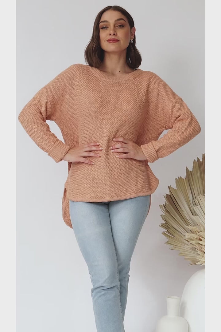 Kanza Jumper - Waffle Knit Scoop High-Low Hem Jumper in Peach