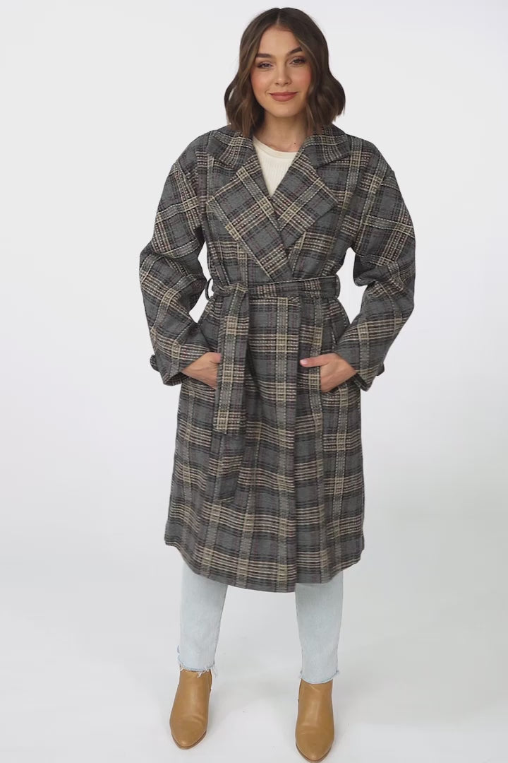 Simone Coat - Lapel Collar Checkered Relaxed Coat in Grey