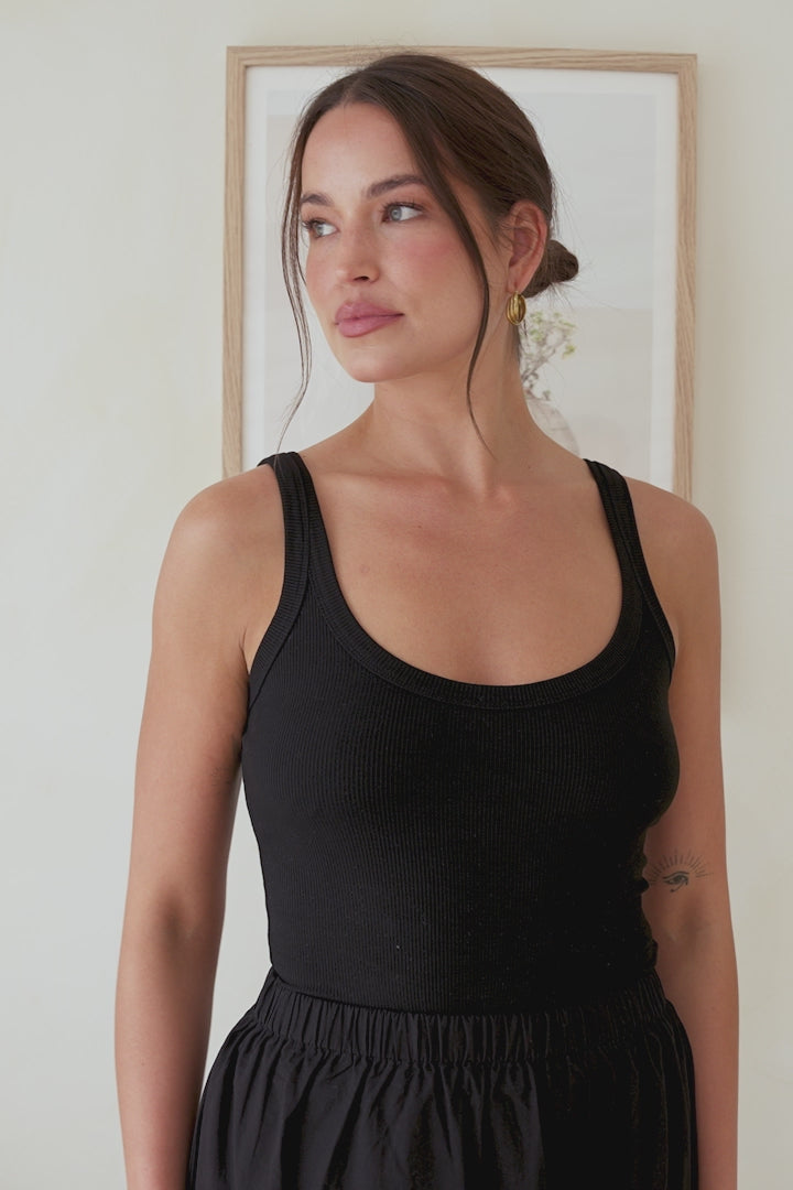 Renny Midi Skirt - High Waisted High-Low Cotton Skirt with Elasticated Waistband in Black