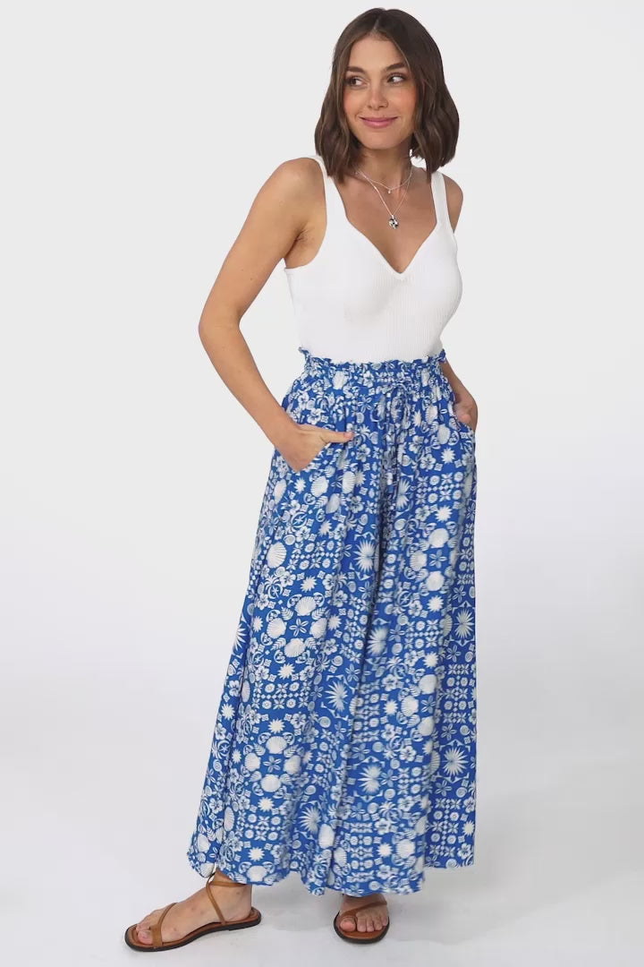 Mezza Pants - Paper Bag High Waisted Wide Leg Pant In Ember Print