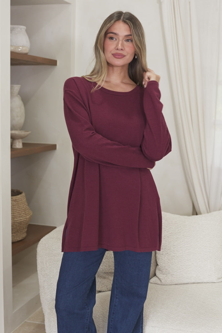 Rylee Jumper - Crew Neck Long Sleeve Pullover with Side Splits in Wine
