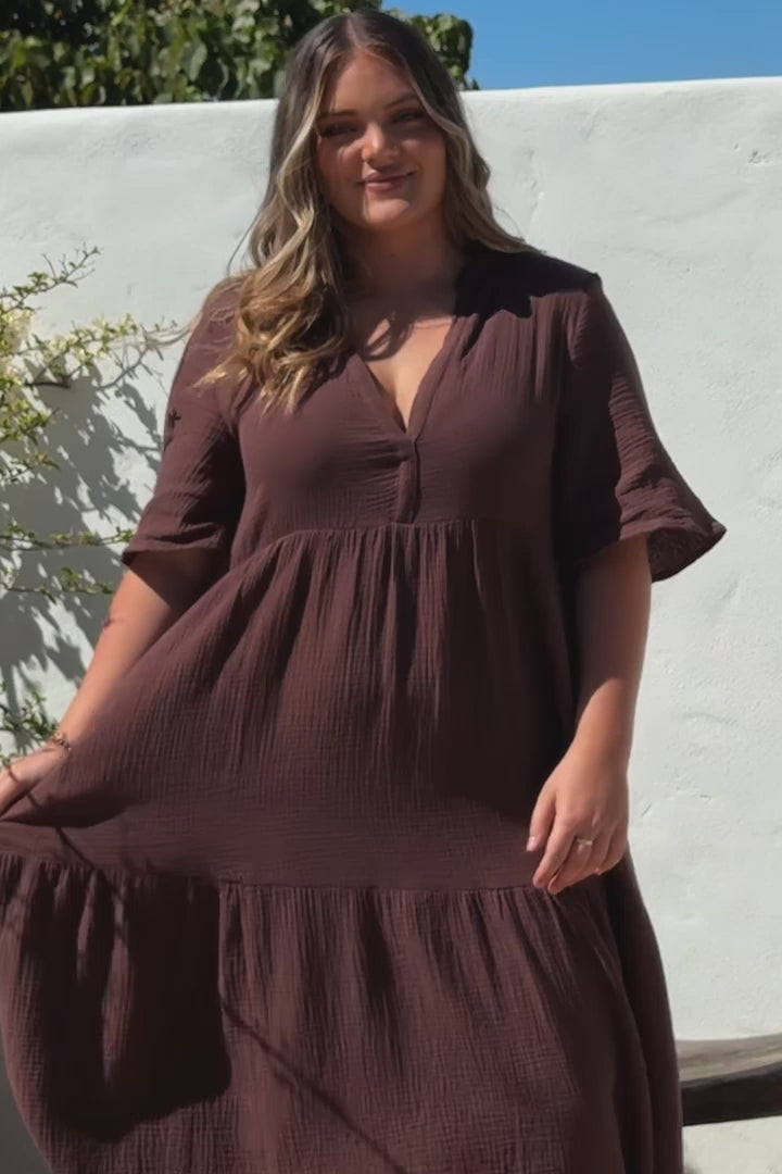 Laysa Maxi Dress - Mandarin Collar Buttoned Bodice Short Sleeve Dress in Chocolate