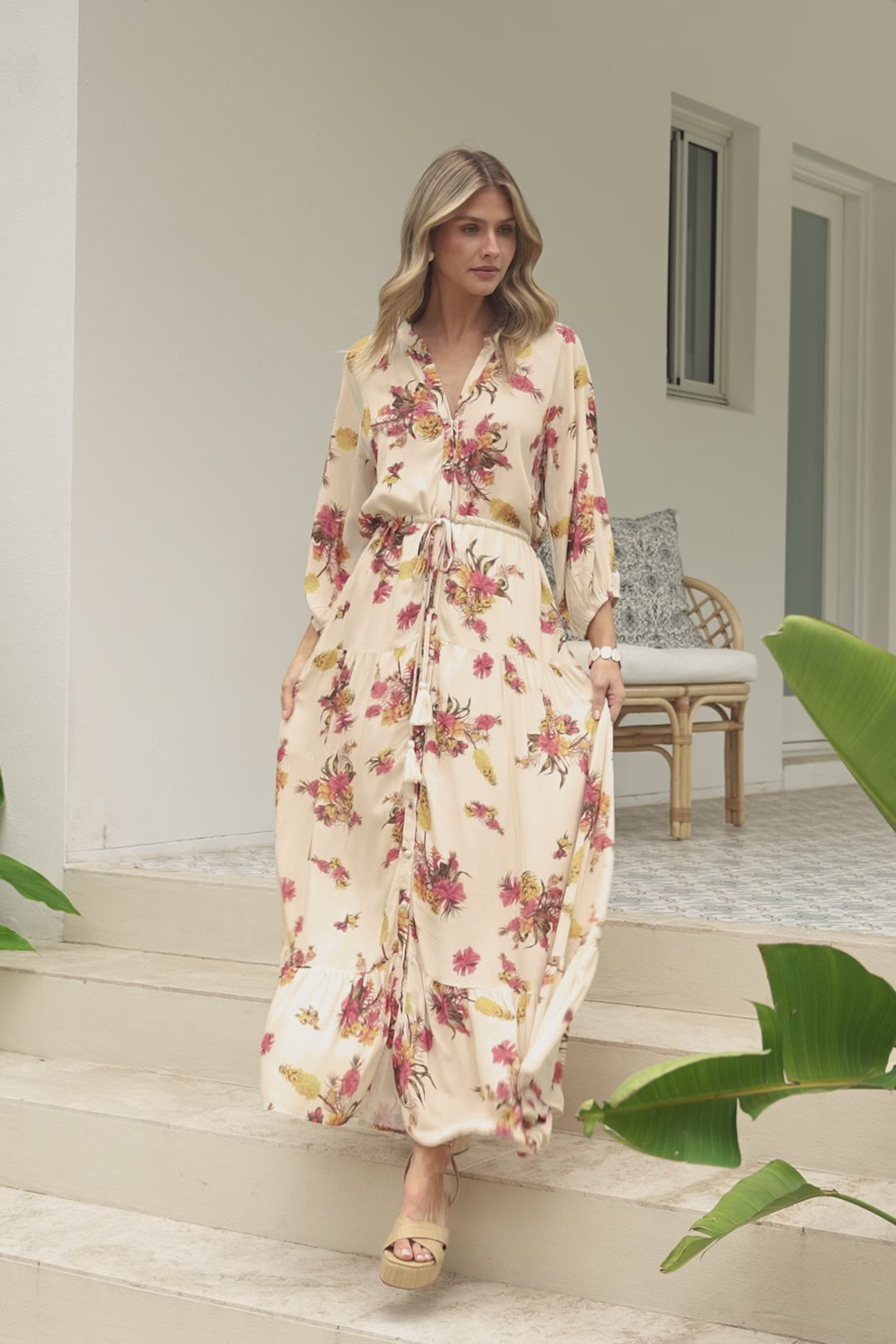 Arlete Maxi Dress - Drawstring Waist Shirt Dress with 3/4 Sleeves in Mirjana Print Cream