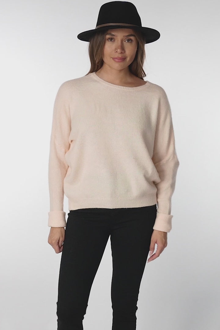 Joanne Knit Top - Crew Neckline Bat Wing Long Sleeve Top in Pale Peach