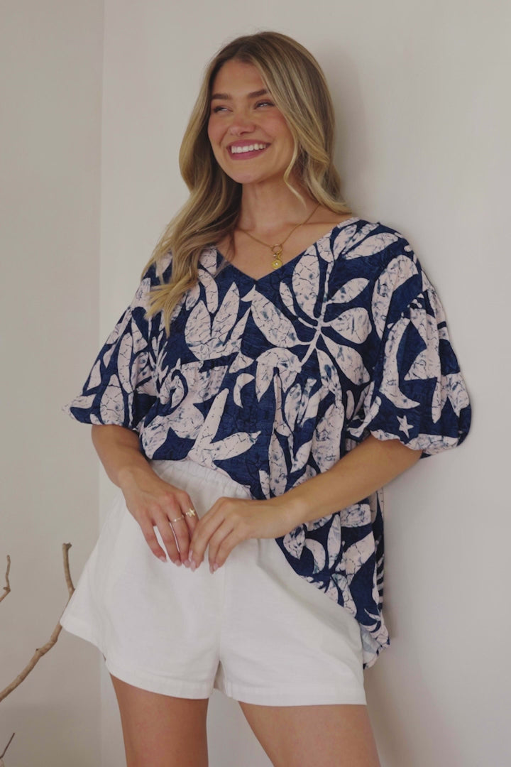 Amalia Blouse - V-Neck Smock Top with Balloon Sleeves in Moonshadow Print