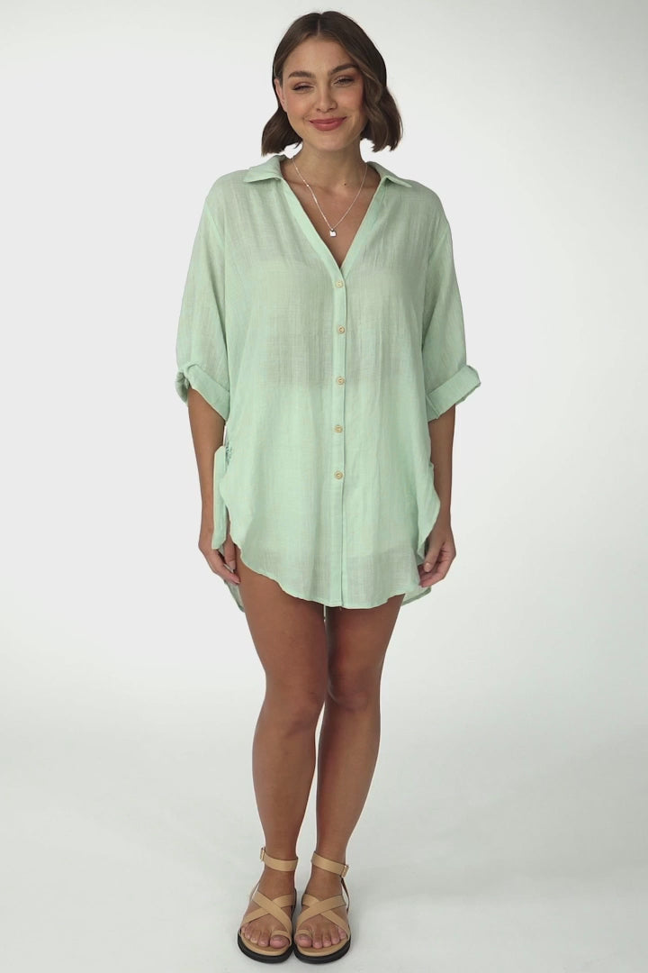 Beachly Shirt - Folded Collar Button Down Relaxed Shirt In Light Green