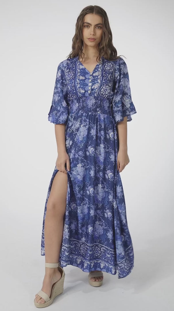 Alba Maxi Dress - Buttoned Bodie A Line Dress With Flute Sleeves In Janger Print