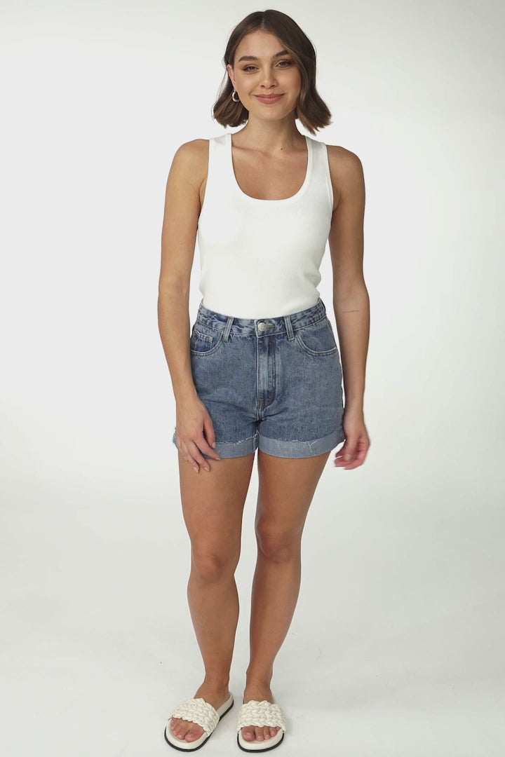 Kordyn Denim Shorts - Mid Rise Folded Hem Shorts in Mid Wash Denim