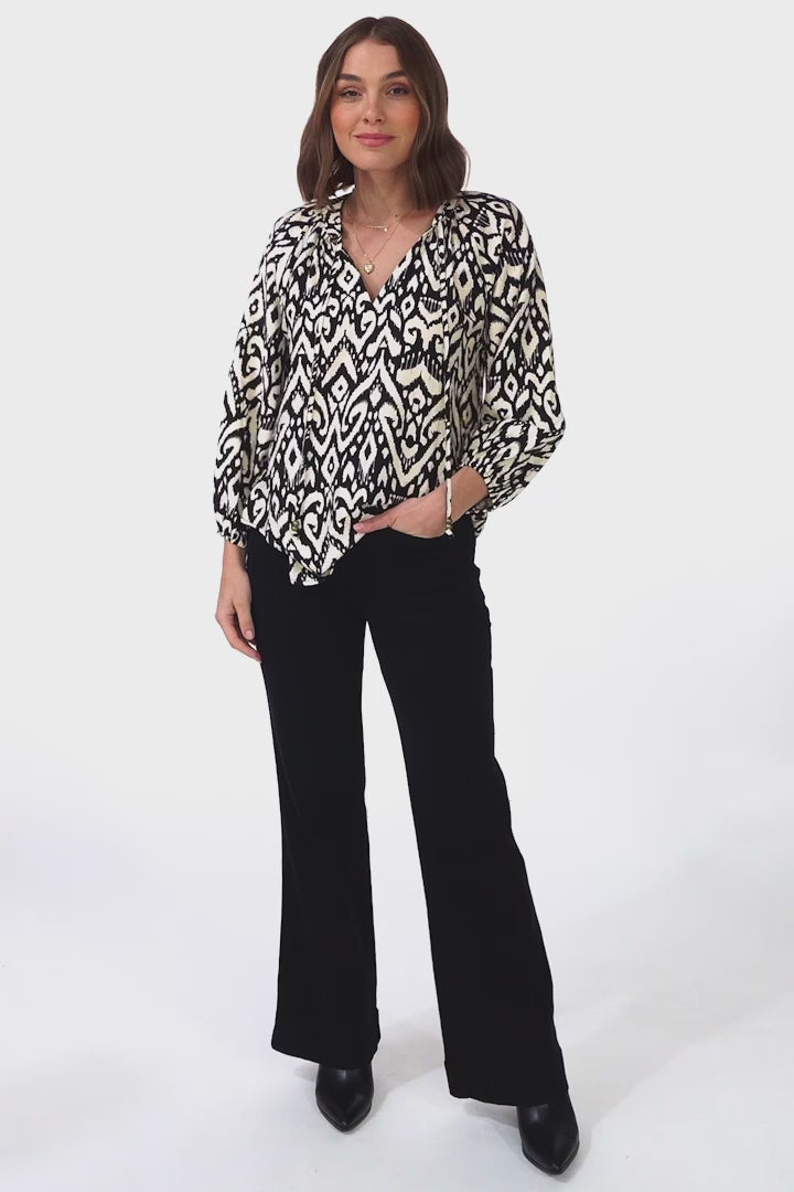 Silvie Blouse - Mandarin Collar V Neck Pull Over Blouse in Dayah Print Black