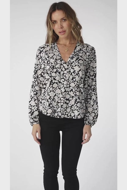 Nelly Top - Easy Wear V Neck Pull Over Top in Zora Print