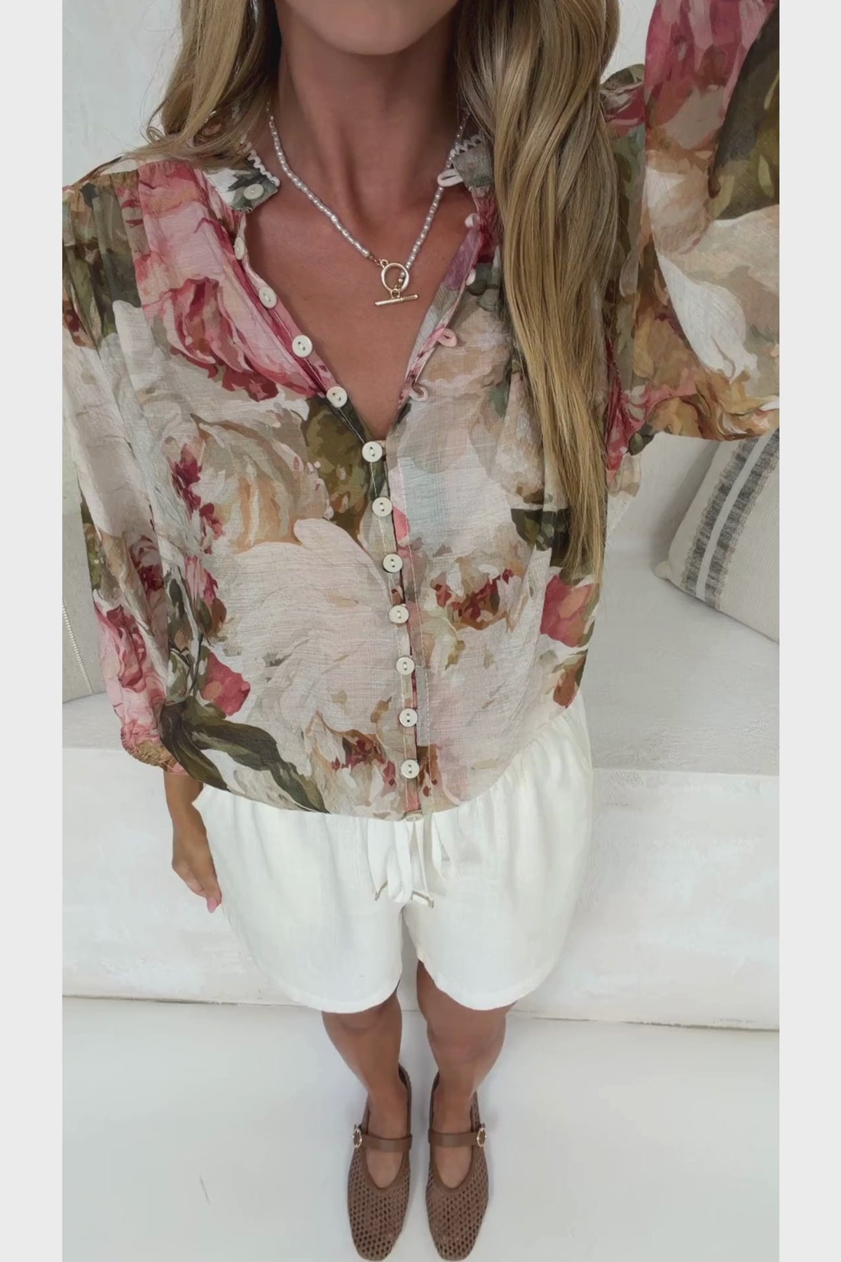Rochelle Blouse - Mandarin Collar Button Down with Balloon Sleeves in Jovie Print