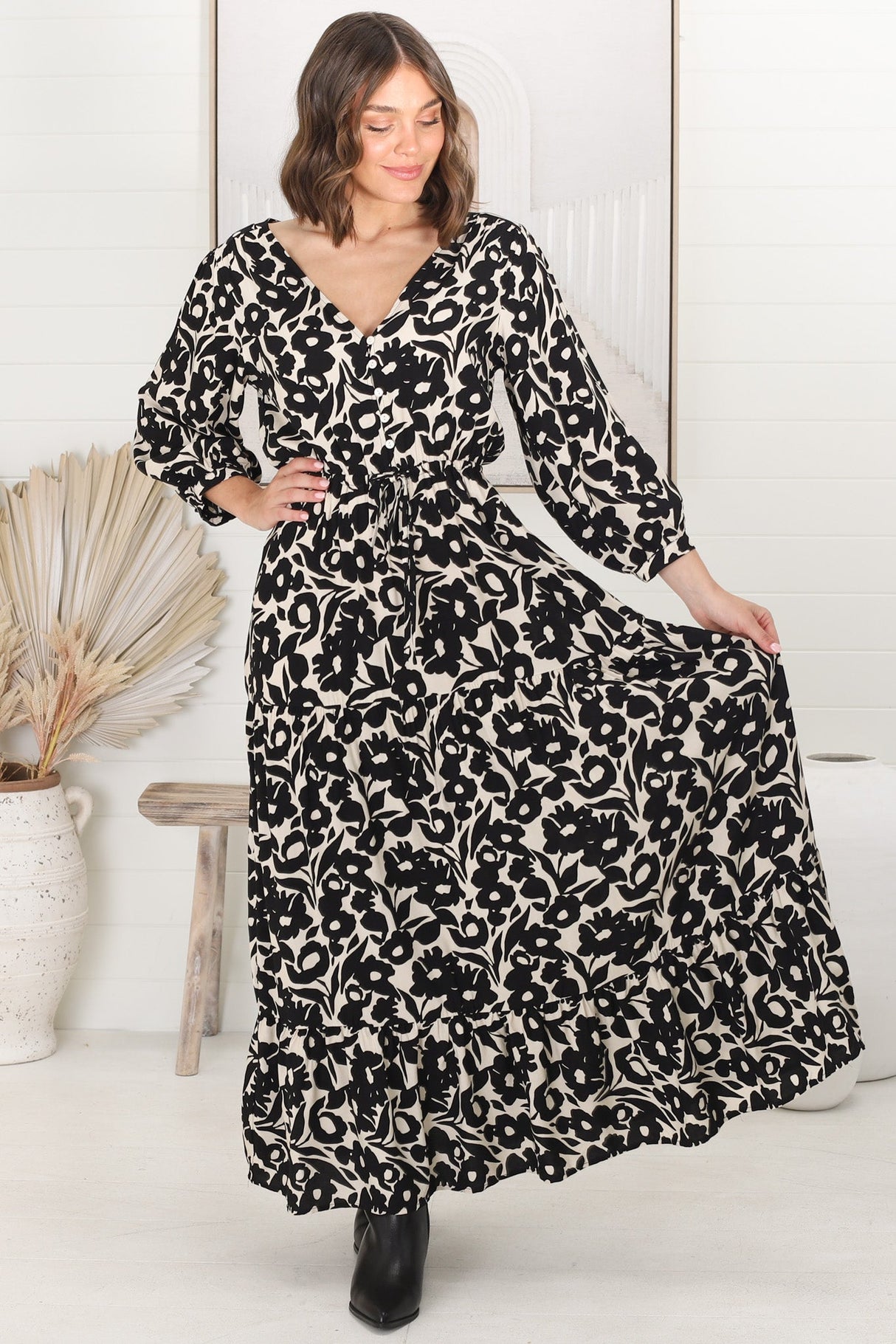 Seara Maxi Dress - Button Down Bodice Tiered A-Line Dress in Emma-Jade Print Black