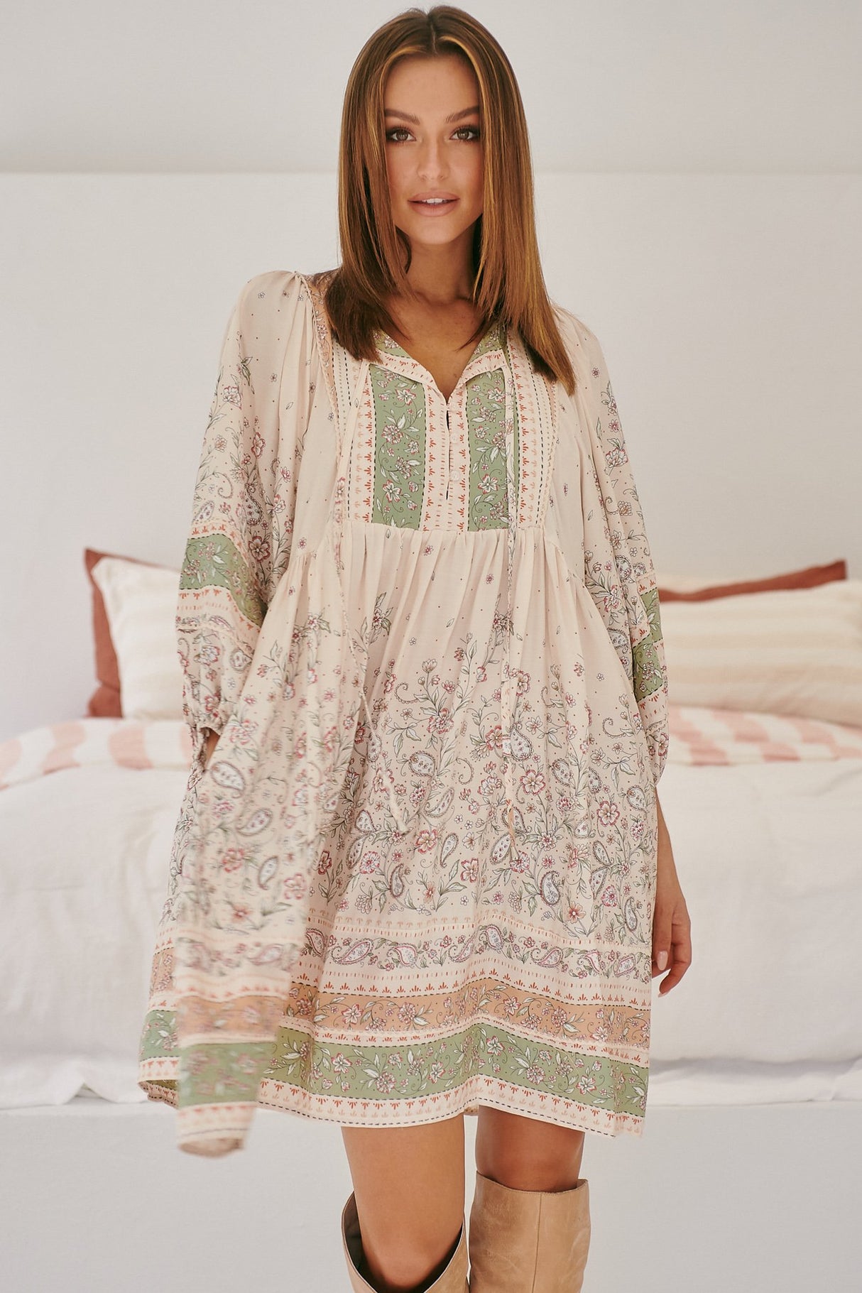 JAASE - Adela Mini Dress: Oversized Smock Dress with Batwing Sleeves in Mist Flower Print