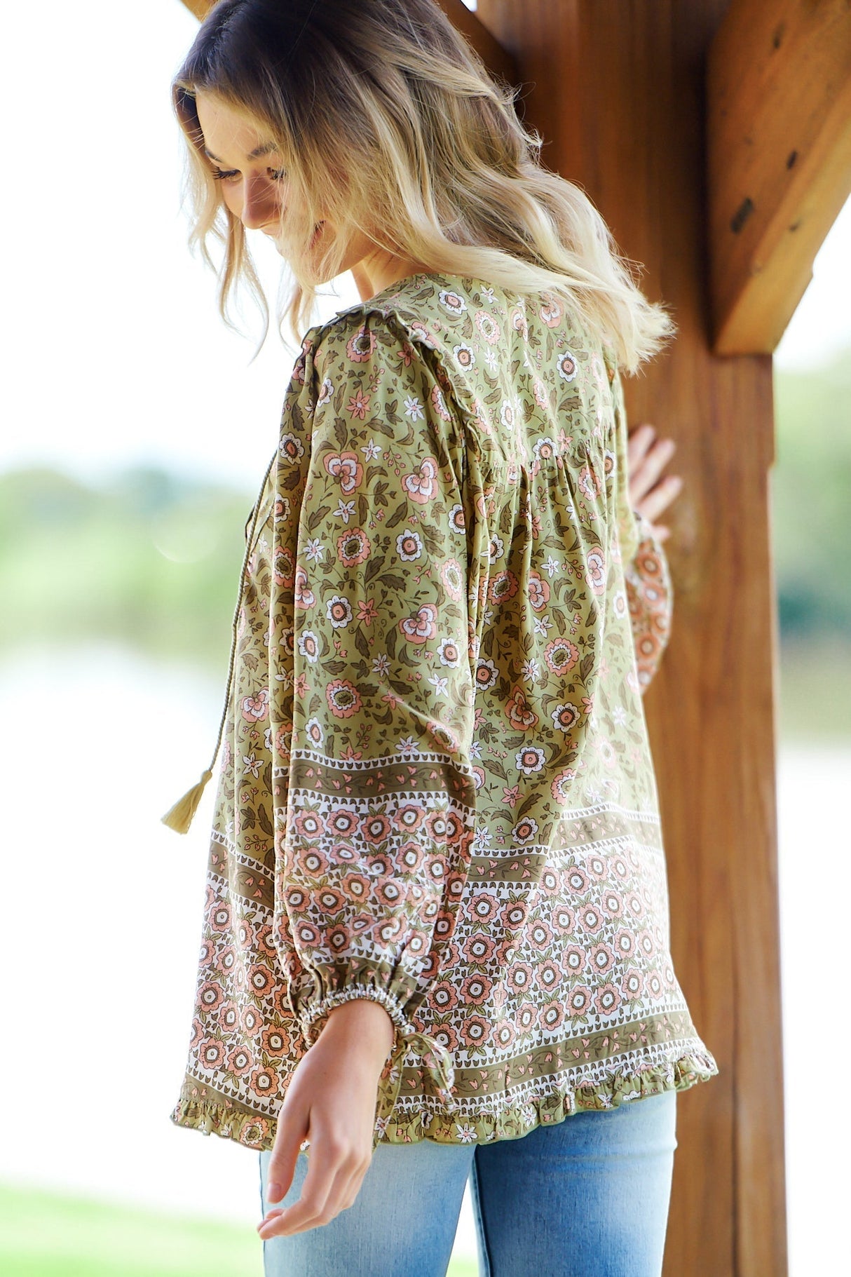 JAASE - Aries Blouse: Mandarin Collar Button Down Relaxed Blouse in Verdell Print