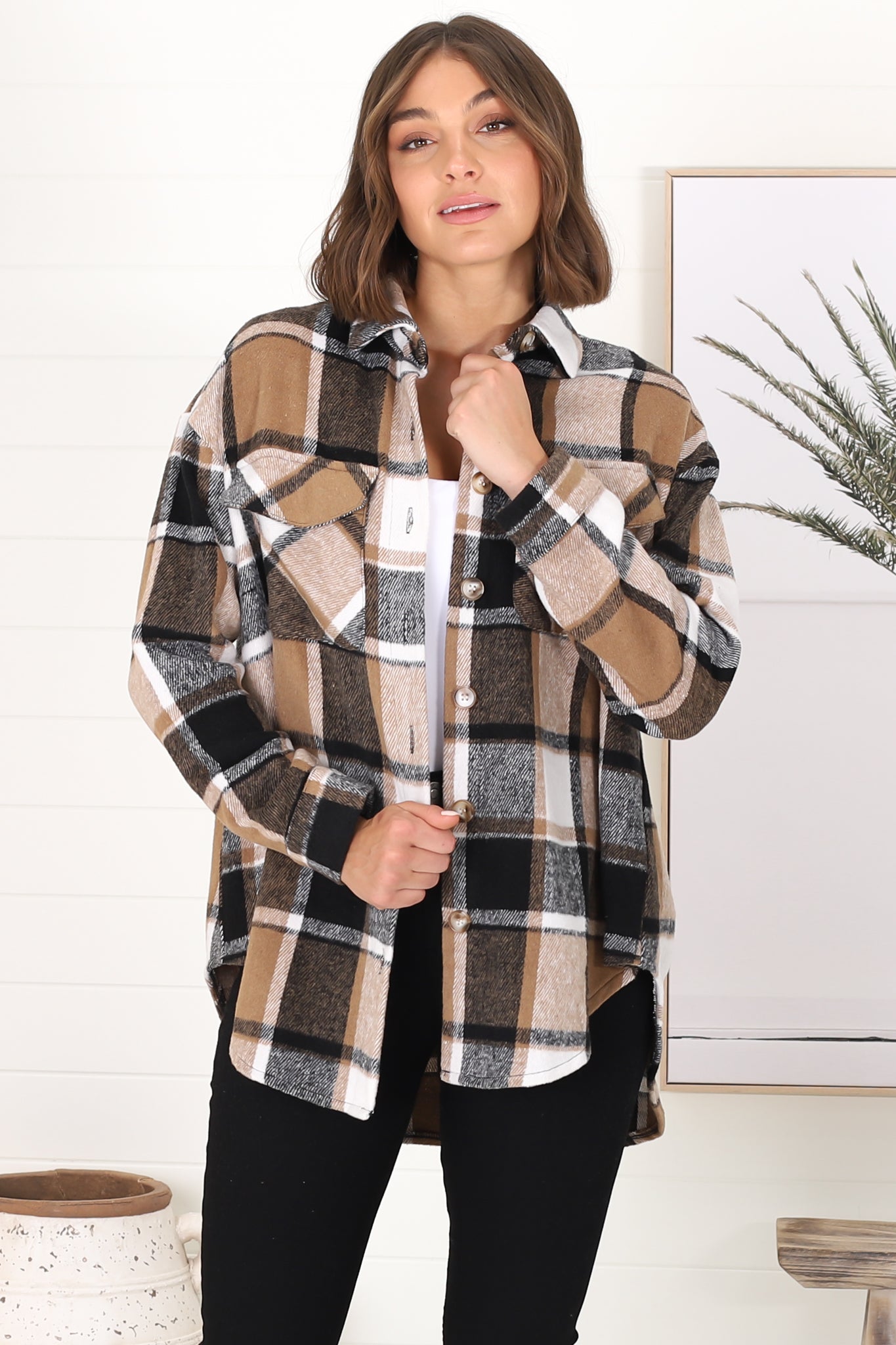 Diego Shacket - Relaxed Fit Checkered Shirt Jacket with Scoop Hemline in Black