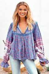 JAASE - Elsa Blouse: Relaxed V-Neck Pull Over Blouse with Long Sleeves in Blu Print