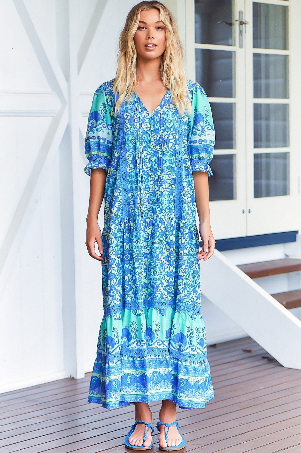 JAASE - Flounder Maxi Dress V Neckline with Pockets Dress in By the Sea Print