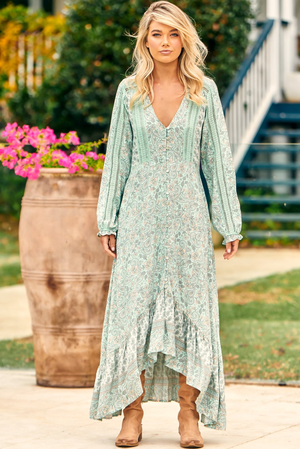 JAASE - Gemini Maxi Dress: V-Neck Long Sleeve High-Low Frill Hem Dress in Mint Paisley Print