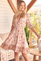 JAASE - Denver Mini Dress: A Line Mini Dress with Pockets in Daisies Print