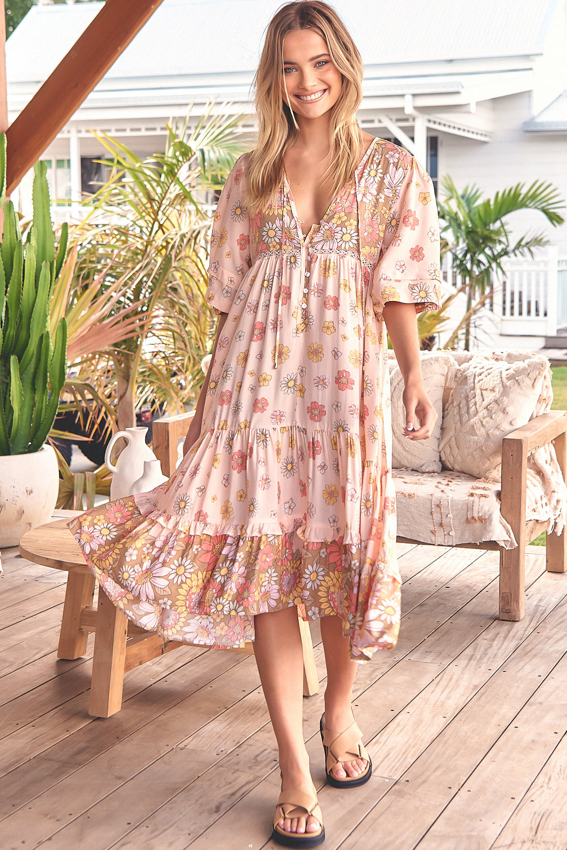 Monday Midi Dress - V Neck Crochet Bust line Smock Dress with Balloon Sleeves in Daisies Print