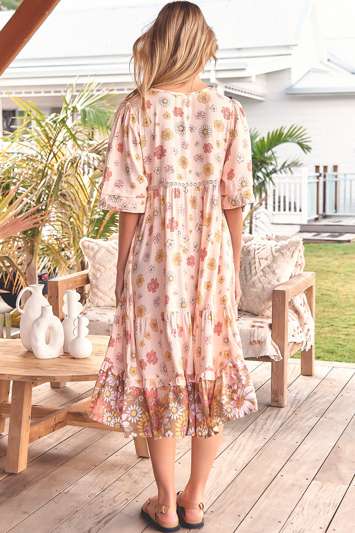 Monday Midi Dress - V Neck Crochet Bust line Smock Dress with Balloon Sleeves in Daisies Print