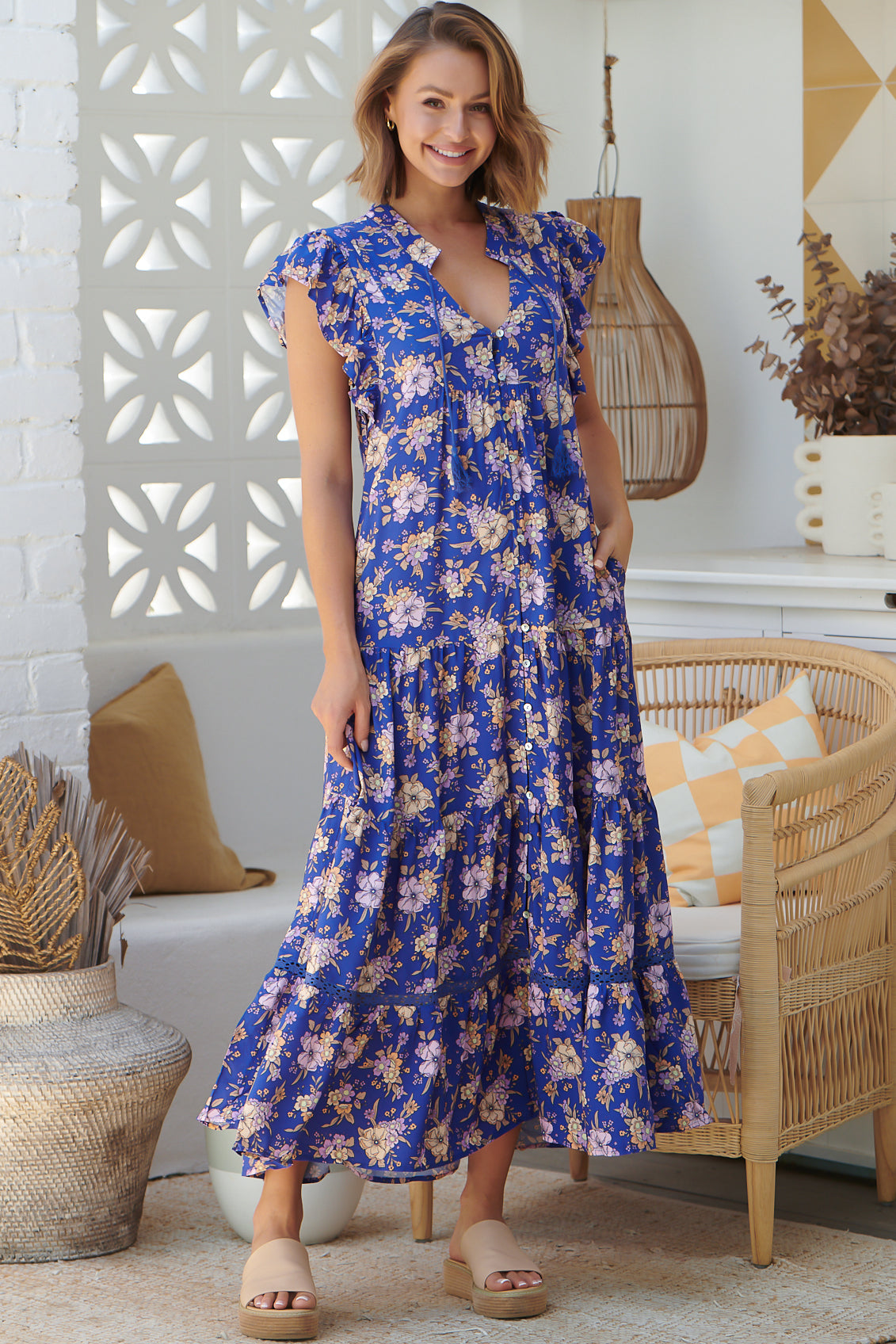 JAASE - Agnes Maxi Dress: V Neckline with Cap Sleeves Dress in Delfina Print