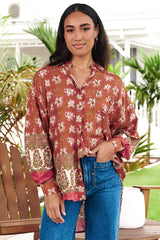 JAASE - Novella Shirt: Button Down Collared Shirt in Suraya Print