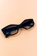 Simone Angular Sunglasses - Black