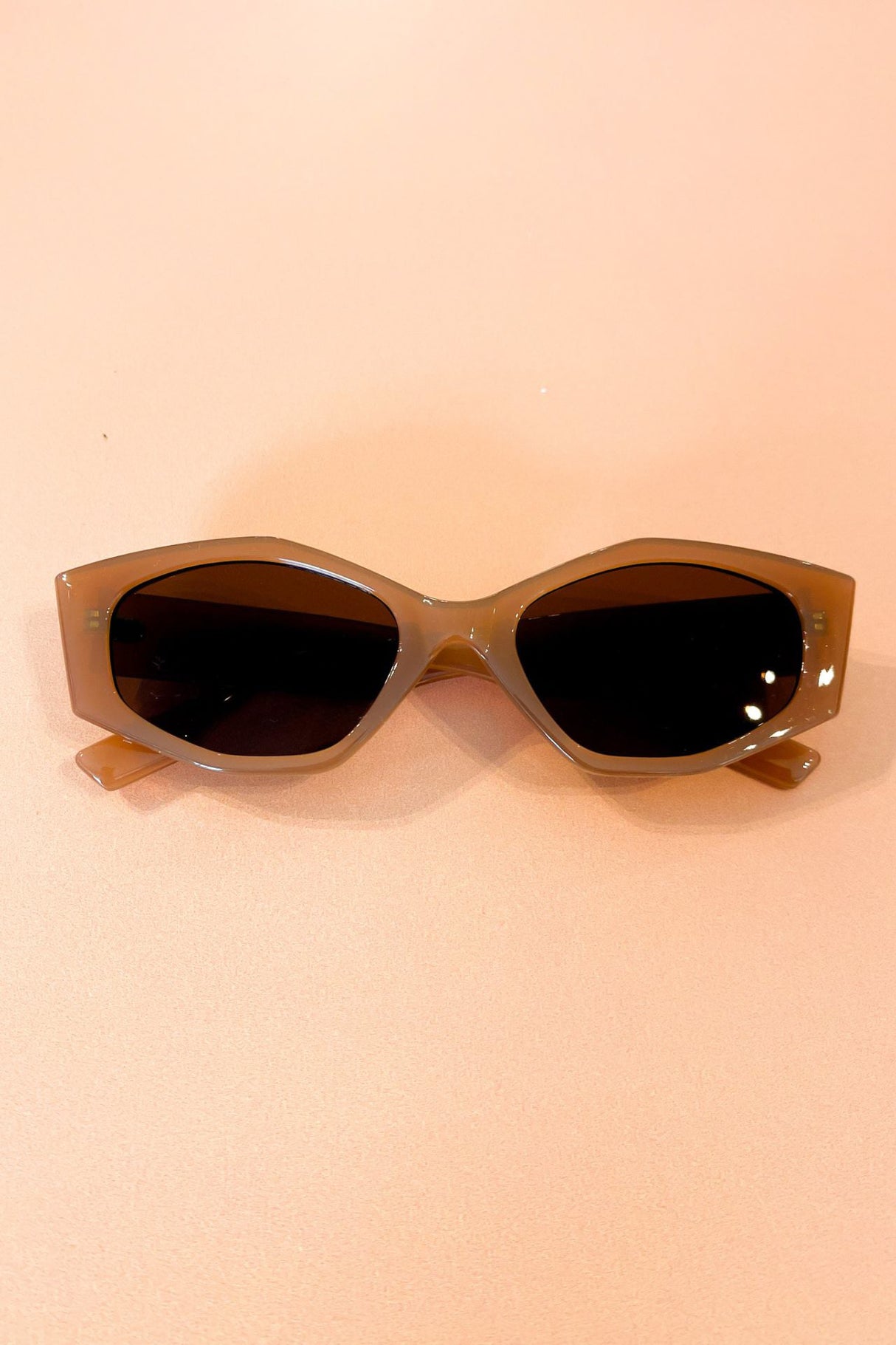 Simone Angular Sunglasses - Latte