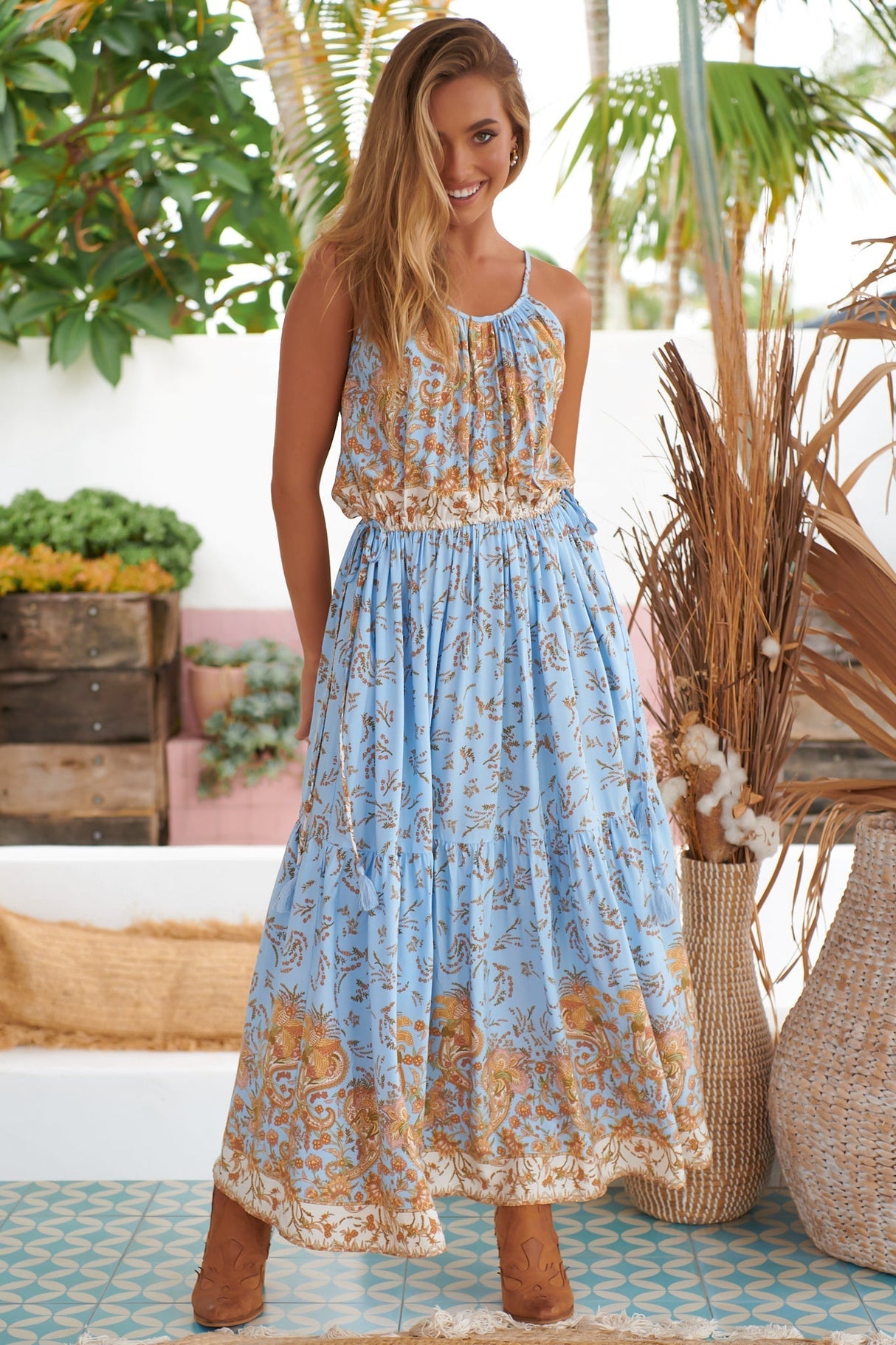 JAASE - Sorrento Maxi Dress: Round Neckline Elasticated Waist Dress in Enchanted Garden Print