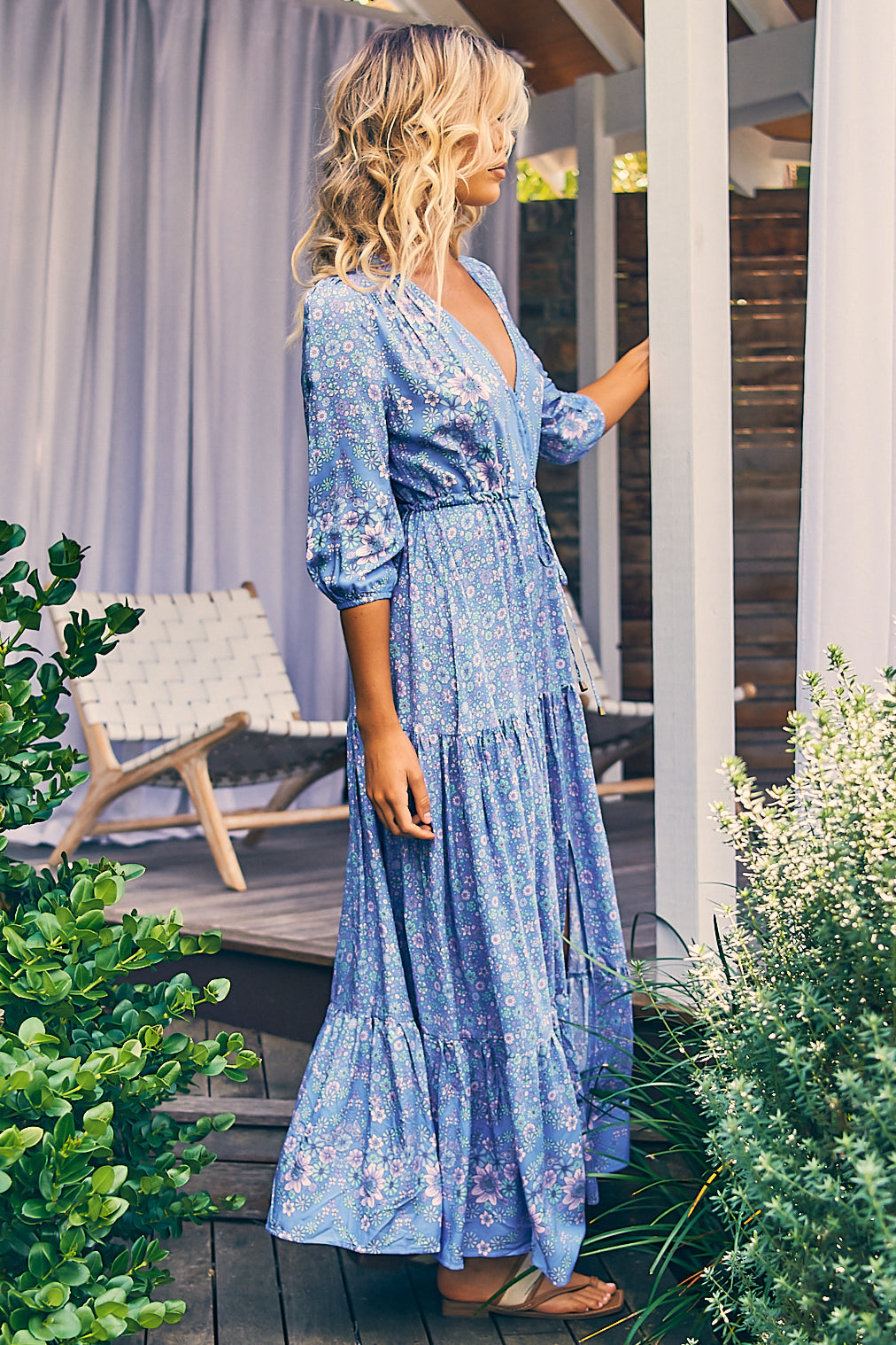 JAASE - Tessa Maxi Dress: A Line Pull Tie Waist Dress in Butterfly Fields Print