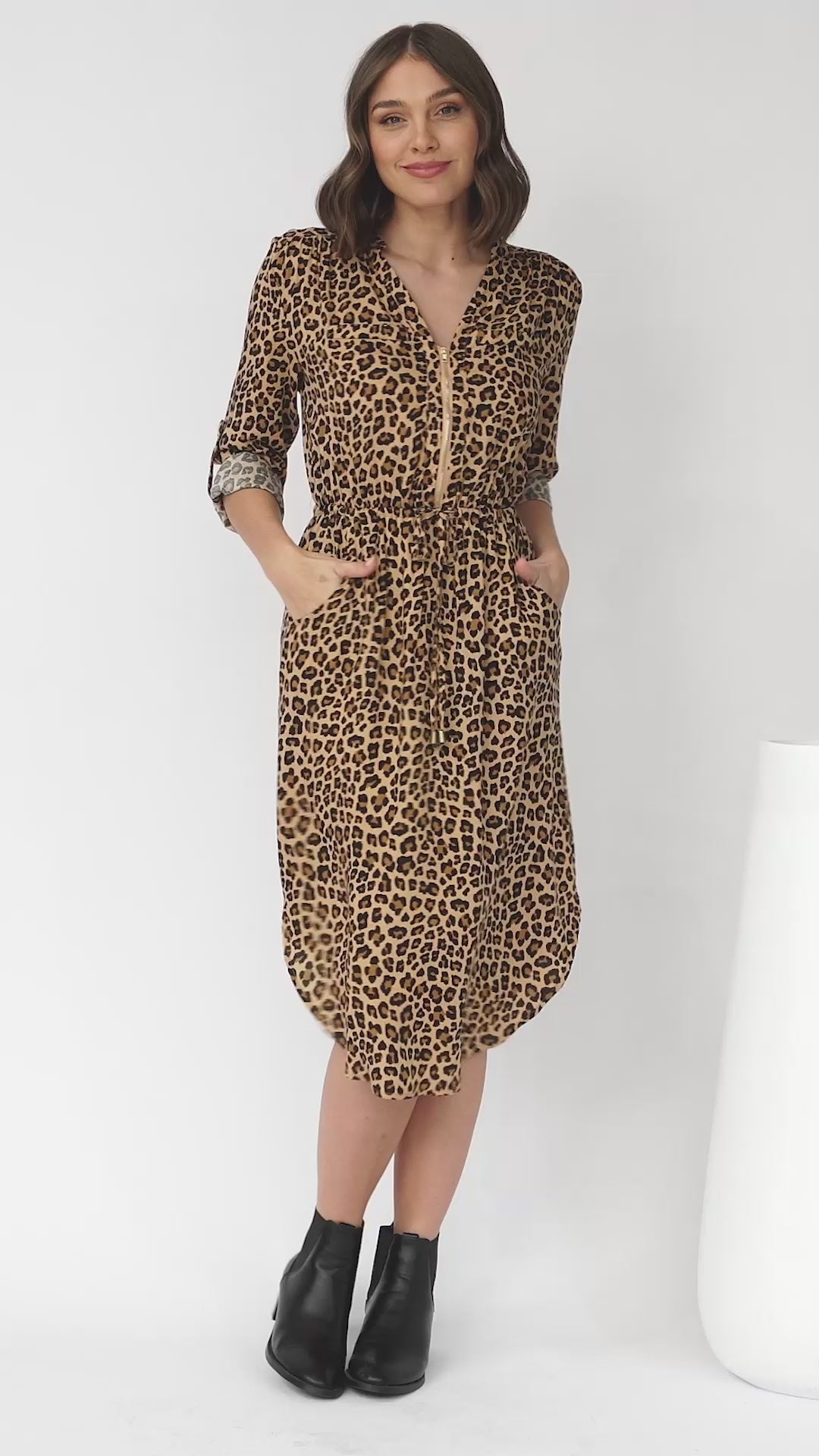 Kae Midi Dress - Zipper Detail V-Neck Dress in Cecelia Print